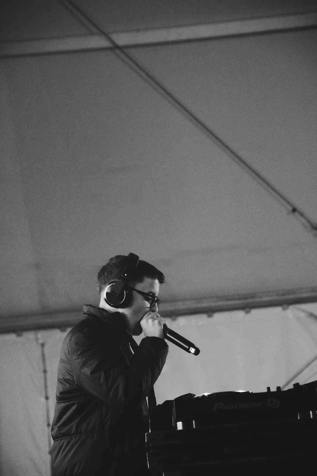 DJgeeorge en cabina